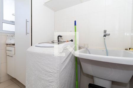 Casa de condomínio à venda com 150m², 4 quartos e 6 vagasÁrea de Serviço