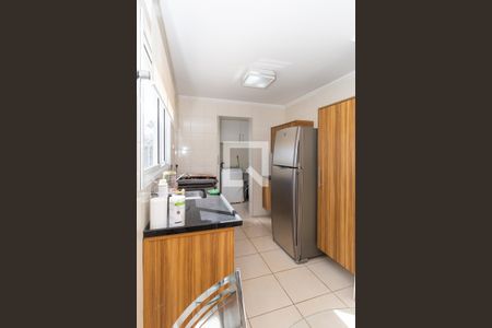 Casa de condomínio à venda com 150m², 4 quartos e 6 vagasCozinha