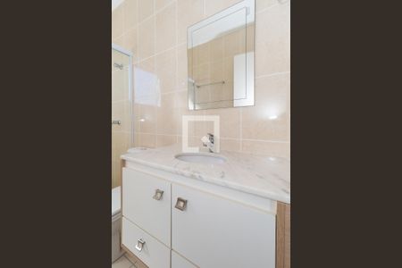 Casa de condomínio à venda com 150m², 4 quartos e 6 vagasBanheiro