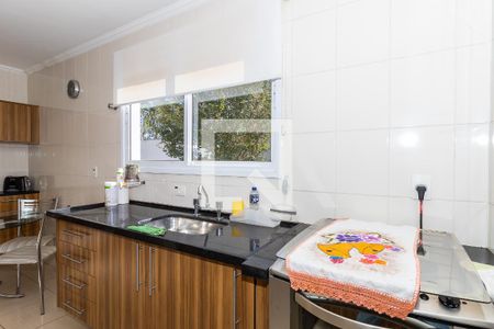 Casa de condomínio à venda com 150m², 4 quartos e 6 vagasCozinha