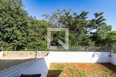 Casa de condomínio à venda com 150m², 4 quartos e 6 vagasVista do Quarto 1