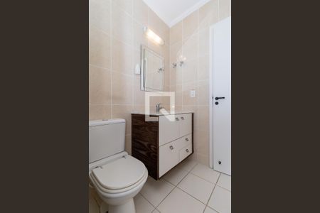 Casa de condomínio à venda com 150m², 4 quartos e 6 vagasBanheiro da Suíte