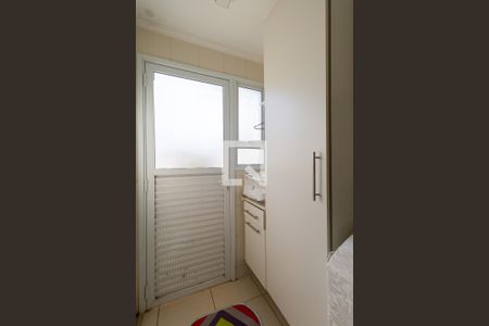 Casa de condomínio à venda com 150m², 4 quartos e 6 vagasÁrea de Serviço