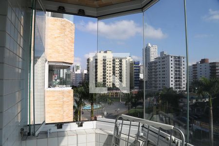 Apartamento para alugar com 107m², 2 quartos e 1 vagaÁrea de Serviço/vista