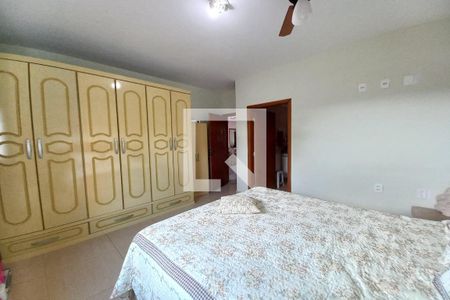 Casa à venda com 200m², 7 quartos e 8 vagasQuarto 3 - Suíte 2