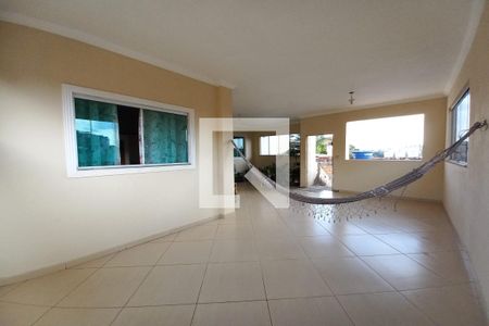 Casa à venda com 200m², 7 quartos e 8 vagasVaranda da Sala