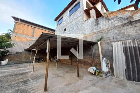 Casa à venda com 200m², 7 quartos e 8 vagasFachada