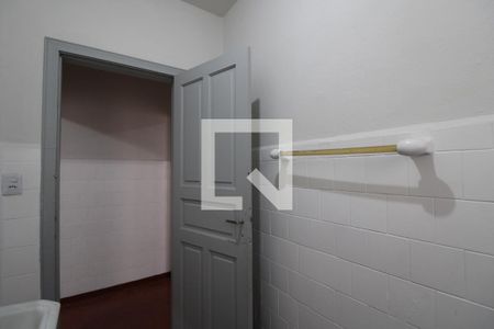 Casa para alugar com 110m², 2 quartos e 2 vagasBanheiro