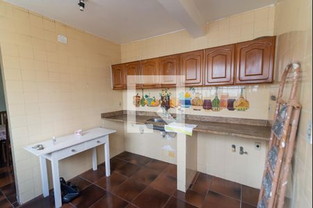 Apartamento para alugar com 230m², 3 quartos e sem vaga Apartamento para alugar com 230m², 3 quartos e sem vagaCozinha