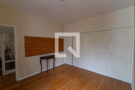 Apartamento para alugar com 230m², 3 quartos e sem vaga Apartamento para alugar com 230m², 3 quartos e sem vagaSuíte