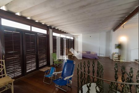 Apartamento para alugar com 230m², 3 quartos e sem vaga Apartamento para alugar com 230m², 3 quartos e sem vagaTerraço