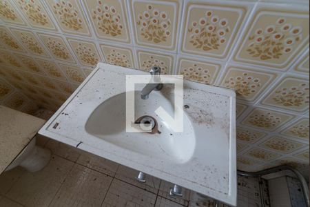 Apartamento para alugar com 230m², 3 quartos e sem vaga Apartamento para alugar com 230m², 3 quartos e sem vagaBanheiro