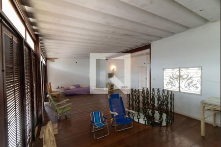 Apartamento para alugar com 230m², 3 quartos e sem vaga Apartamento para alugar com 230m², 3 quartos e sem vagaTerraço