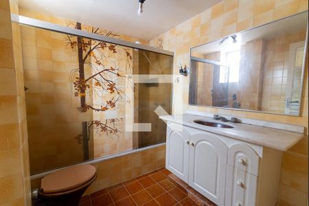 Apartamento para alugar com 230m², 3 quartos e sem vaga Apartamento para alugar com 230m², 3 quartos e sem vagaBanheiro da Suíte