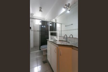 Apartamento à venda com 120m², 3 quartos e 2 vagas Apartamento à venda com 120m², 3 quartos e 2 vagasBanheiro