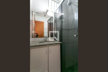 Apartamento à venda com 120m², 3 quartos e 2 vagas Apartamento à venda com 120m², 3 quartos e 2 vagasBanheiro da Suíte