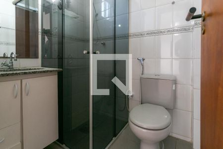 Apartamento à venda com 120m², 3 quartos e 2 vagas Apartamento à venda com 120m², 3 quartos e 2 vagasBanheiro da Suíte