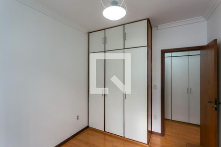 Apartamento à venda com 120m², 3 quartos e 2 vagas Apartamento à venda com 120m², 3 quartos e 2 vagasQuarto 1