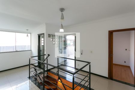 Apartamento à venda com 120m², 3 quartos e 2 vagas Apartamento à venda com 120m², 3 quartos e 2 vagasSala 2