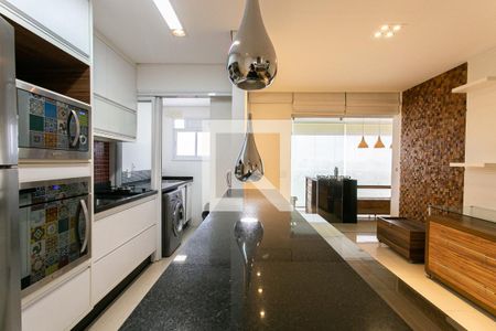 Sala e Cozinha de apartamento para alugar com 1 quarto, 57m² em Vila Regente Feijó, São Paulo