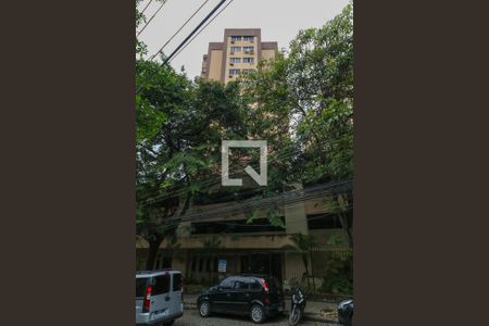 Apartamento para alugar com 90m², 3 quartos e 1 vaga Apartamento para alugar com 90m², 3 quartos e 1 vagaFachada