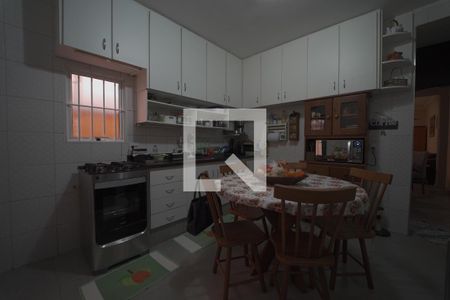 Casa à venda com 135m², 4 quartos e 2 vagasCozinha