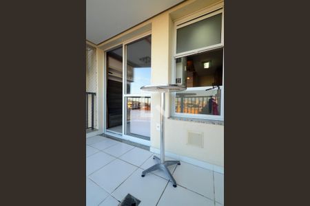 Varanda de apartamento para alugar com 2 quartos, 65m² em Jardim Cidade de Florianópolis, São José