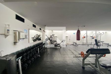 Apartamento à venda com 82m², 2 quartos e 2 vagas Apartamento à venda com 82m², 2 quartos e 2 vagasÁrea comum - Academia