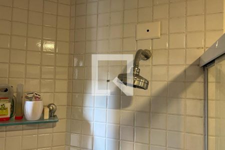 Apartamento à venda com 82m², 2 quartos e 2 vagas Apartamento à venda com 82m², 2 quartos e 2 vagasChuveiro