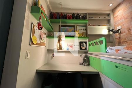 Apartamento à venda com 82m², 2 quartos e 2 vagas Apartamento à venda com 82m², 2 quartos e 2 vagasQuarto