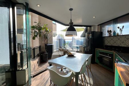 Apartamento à venda com 82m², 2 quartos e 2 vagas Apartamento à venda com 82m², 2 quartos e 2 vagasCozinha