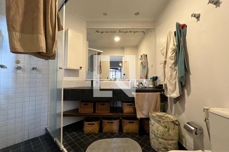 Apartamento à venda com 82m², 2 quartos e 2 vagas Apartamento à venda com 82m², 2 quartos e 2 vagasBanheiro da Suíte 1