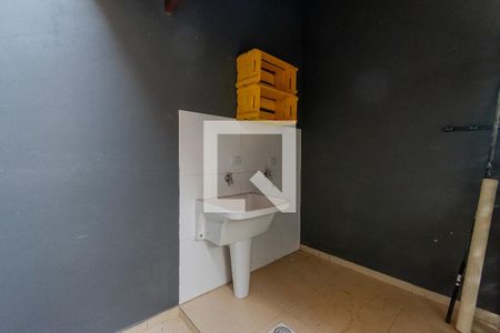 Casa à venda com 136m², 3 quartos e 4 vagas Casa à venda com 136m², 3 quartos e 4 vagasÁrea de Serviço