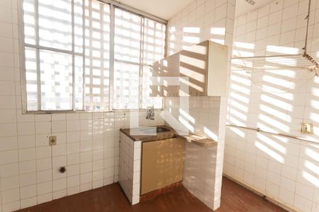 Apartamento à venda com 140m², 3 quartos e sem vaga Apartamento à venda com 140m², 3 quartos e sem vagaCozinha e Área de Serviço