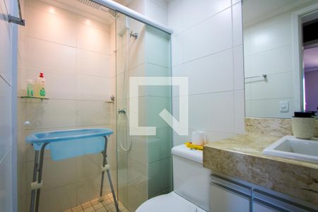 Apartamento à venda com 65m², 3 quartos e 2 vagasBanheiro social