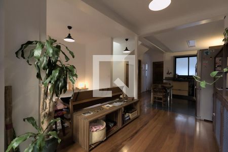 Sala de casa à venda com 2 quartos, 120m² em Vila Pompéia, São Paulo