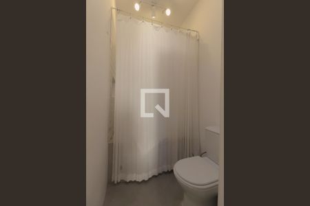 Casa à venda com 120m², 2 quartos e 1 vagaBanheiro da Suíte 2