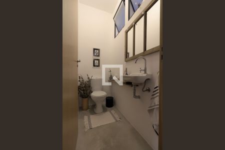 Lavabo de casa à venda com 2 quartos, 120m² em Vila Pompéia, São Paulo