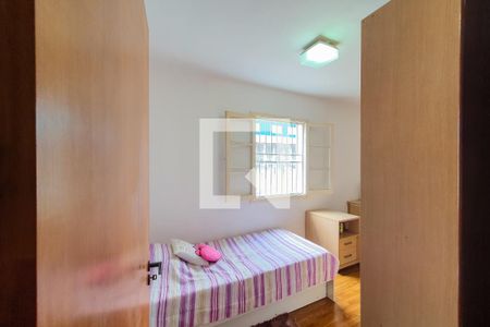 Casa à venda com 117m², 3 quartos e 2 vagasQuarto 2