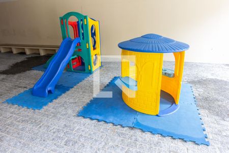 Apartamento à venda com 100m², 3 quartos e sem vagaPlayground