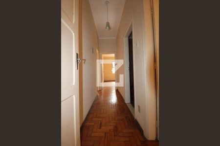 Corredor de casa à venda com 3 quartos, 190m² em Taquaral, Campinas