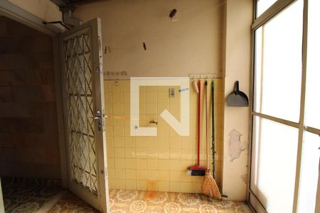 Casa à venda com 190m², 3 quartos e 3 vagasÁrea de Serviço