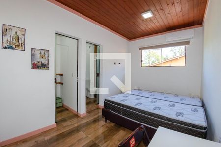 Quarto de kitnet/studio para alugar com 1 quarto, 30m² em São João do Rio Vermelho, Florianópolis