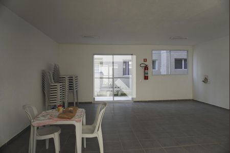 Apartamento para alugar com 45m², 2 quartos e sem vagaÁrea comum - Salão de festas
