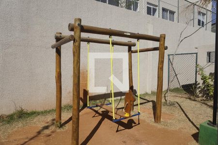 Apartamento para alugar com 45m², 2 quartos e sem vagaÁrea Comum - Playground