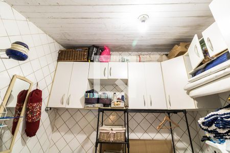 Casa de condomínio à venda com 260m², 4 quartos e 2 vagas Casa de condomínio à venda com 260m², 4 quartos e 2 vagasÁrea de Serviço