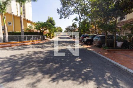 Casa de condomínio à venda com 260m², 4 quartos e 2 vagas Casa de condomínio à venda com 260m², 4 quartos e 2 vagasÁrea comum