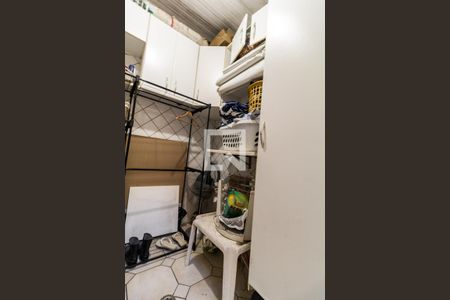 Casa de condomínio à venda com 260m², 4 quartos e 2 vagas Casa de condomínio à venda com 260m², 4 quartos e 2 vagasÁrea de Serviço