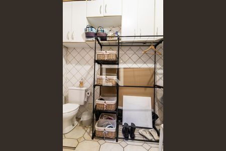 Casa de condomínio à venda com 260m², 4 quartos e 2 vagas Casa de condomínio à venda com 260m², 4 quartos e 2 vagasÁrea de Serviço