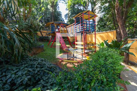 Casa de condomínio à venda com 260m², 4 quartos e 2 vagas Casa de condomínio à venda com 260m², 4 quartos e 2 vagasPlayground